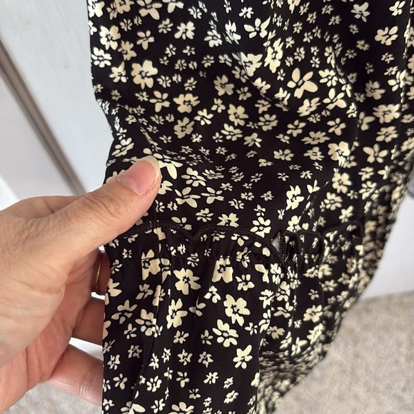 Maurice's black ivory floral print open front duster ruffle jacket Size Small - Picture 6 of 10